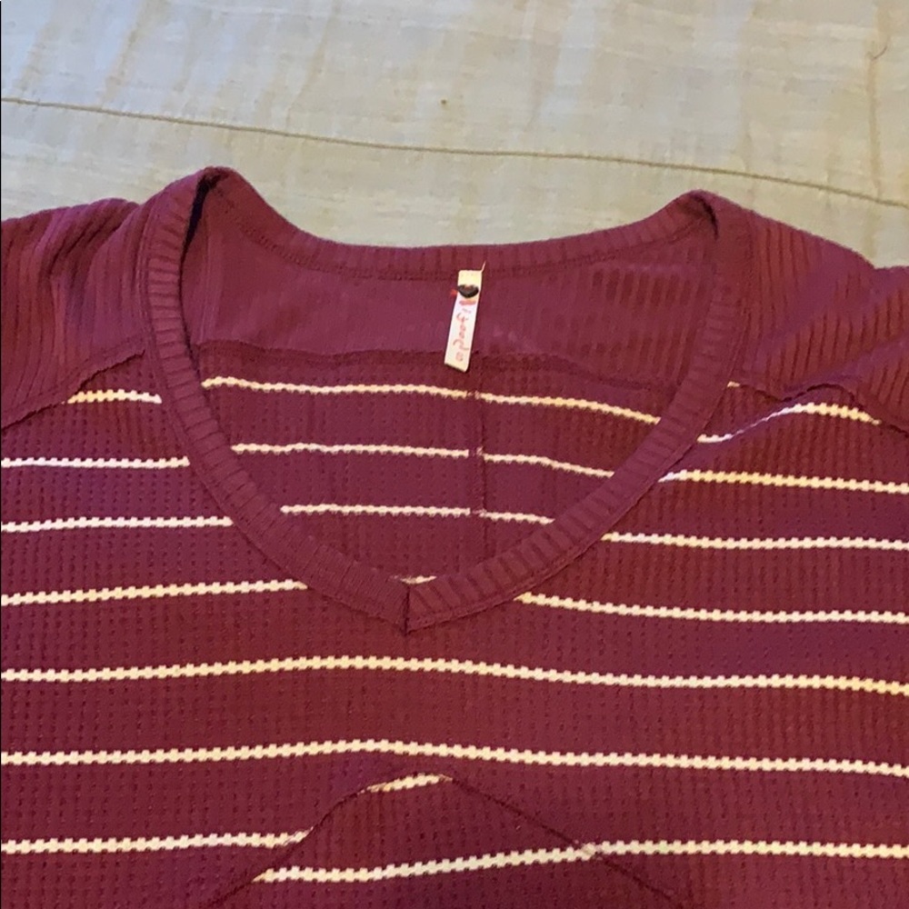 sweater - Picture 3 of 4